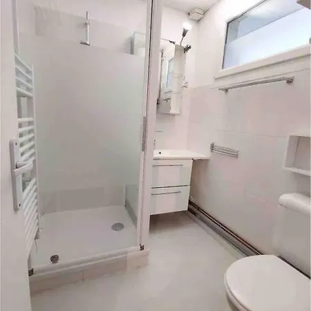 T2 Vue Mer-hypercentre-plage-parc Mauresque-tout A Pied-calme